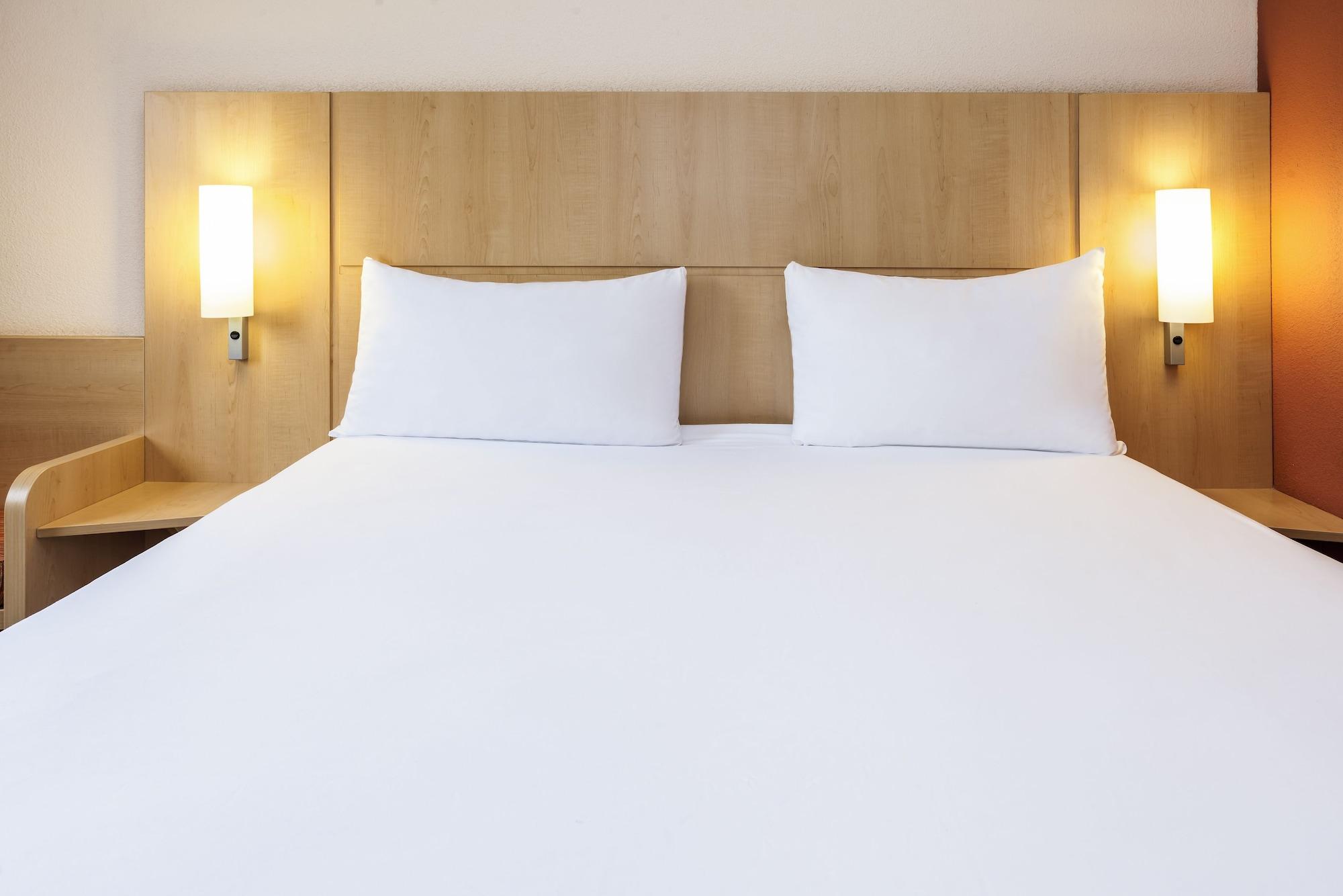 Hotel Ibis セトゥーバル エクステリア 写真