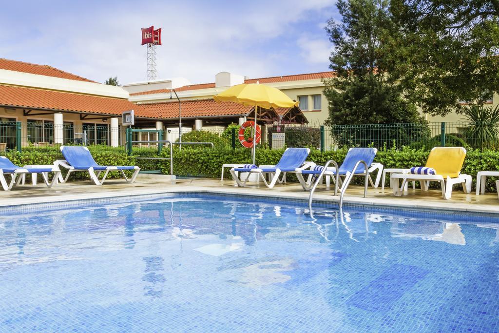 Hotel Ibis セトゥーバル エクステリア 写真