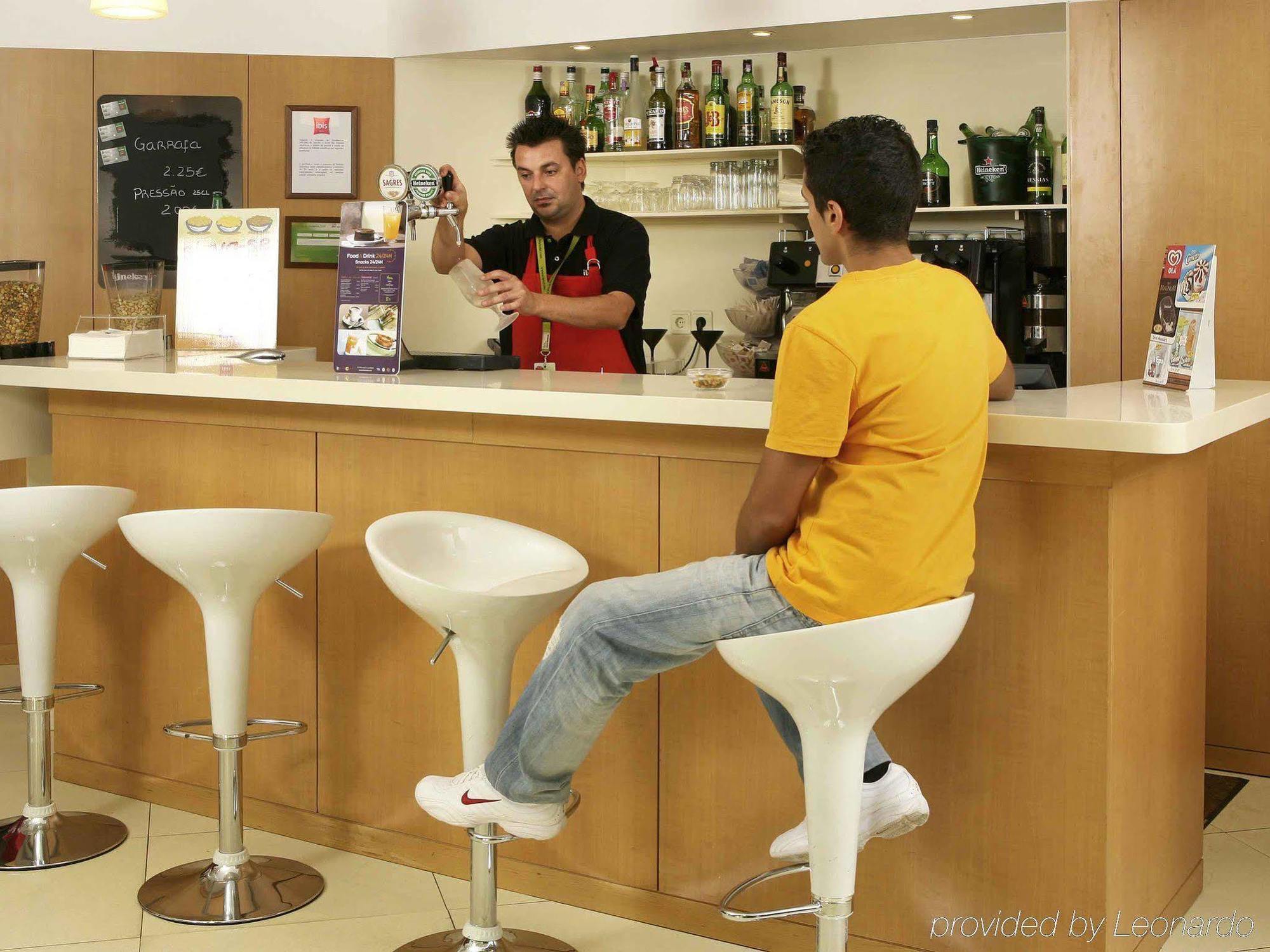 Hotel Ibis セトゥーバル エクステリア 写真